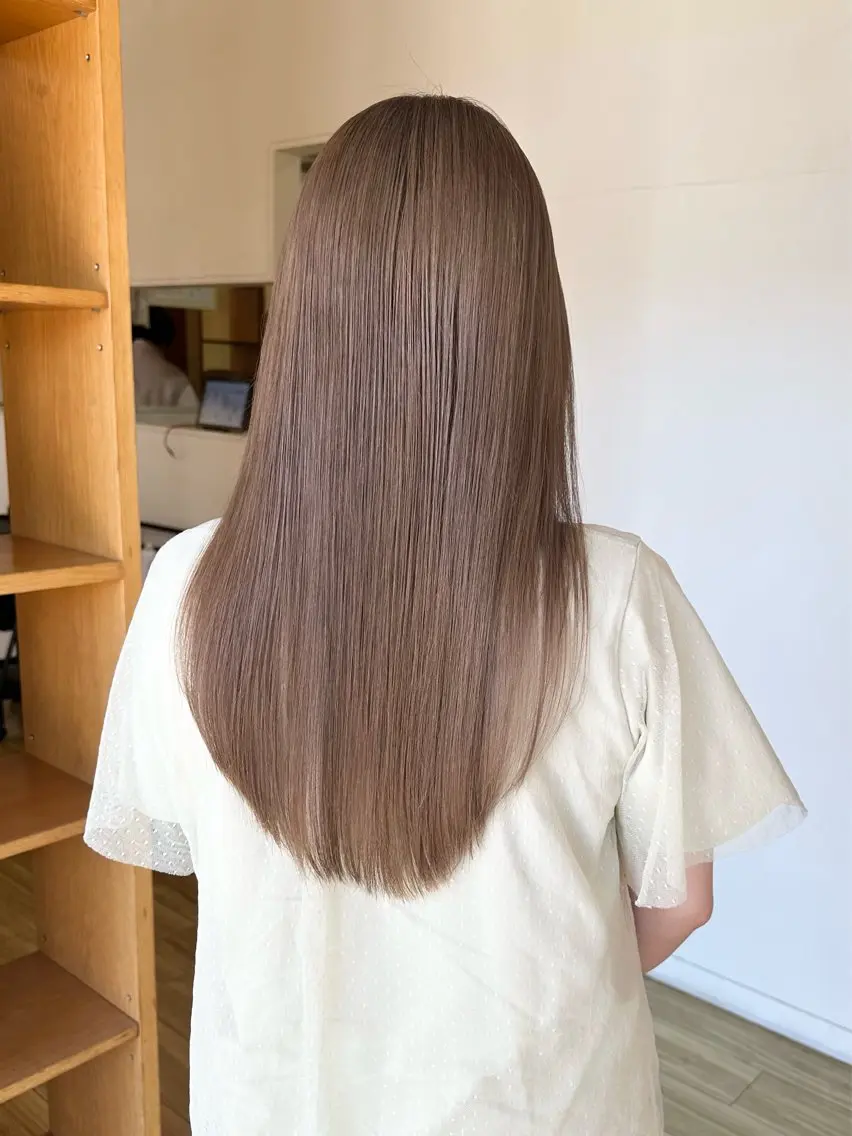 平日限定【カットカラー9900円】の写真