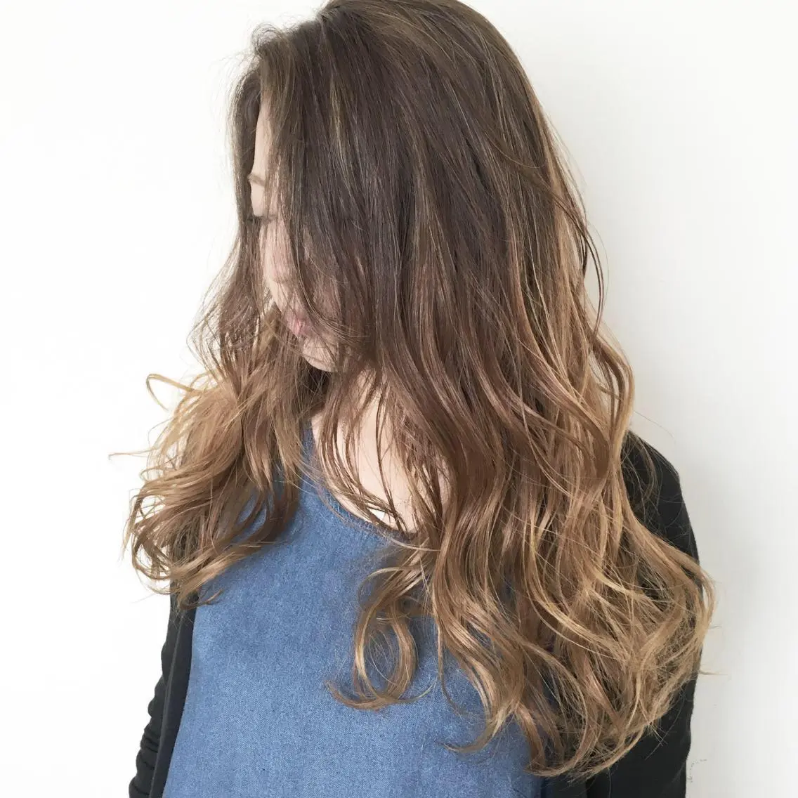 ロング カラー バレイヤージュ ハイライトカラー ハイライト レイヤーカット カット ヘアカラー 韓国レイヤーカット★ 小林大樹のヘアスタイル
