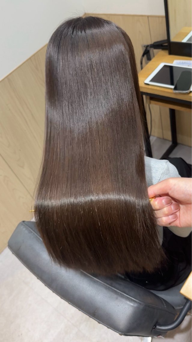 ロング パーマ 髪質改善 ストレートパーマ 縮毛矯正 トリートメント 髪質改善🧚レイヤー 🩵ワンホン/岡山駅のヘアスタイル
