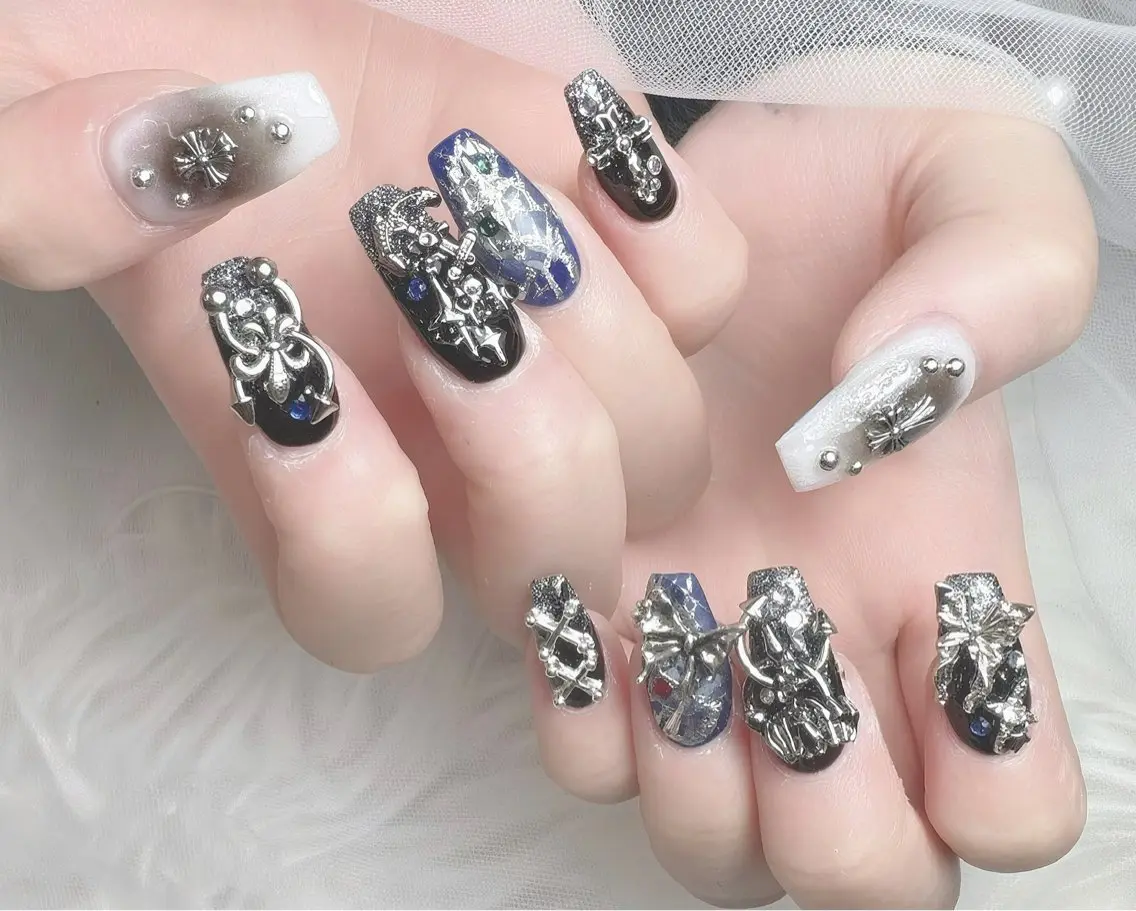 ネイル ハンドネイル ハンドケア Gote Kawa nail salonのネイルデザイン