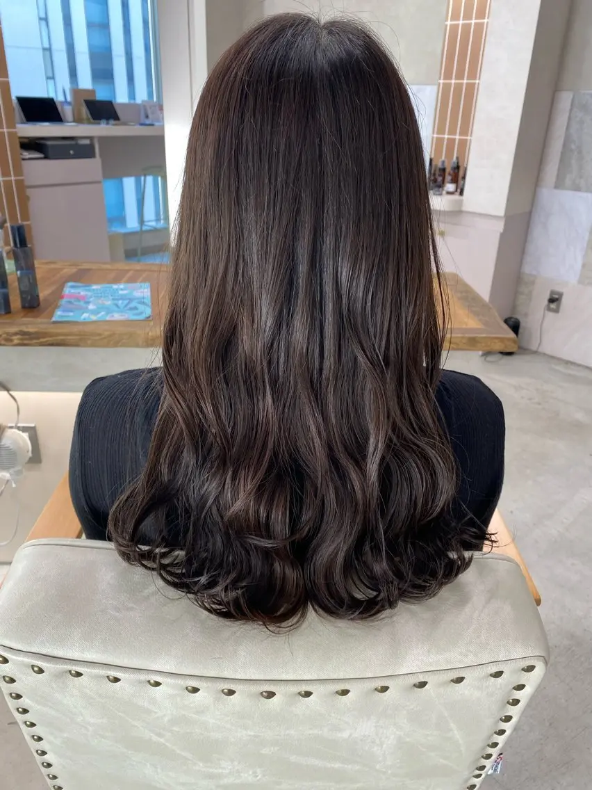 ロング カラー ヘアアレンジ カット ヘアカラー トリートメント 透明感カラー /ボブ momokaのヘアスタイル