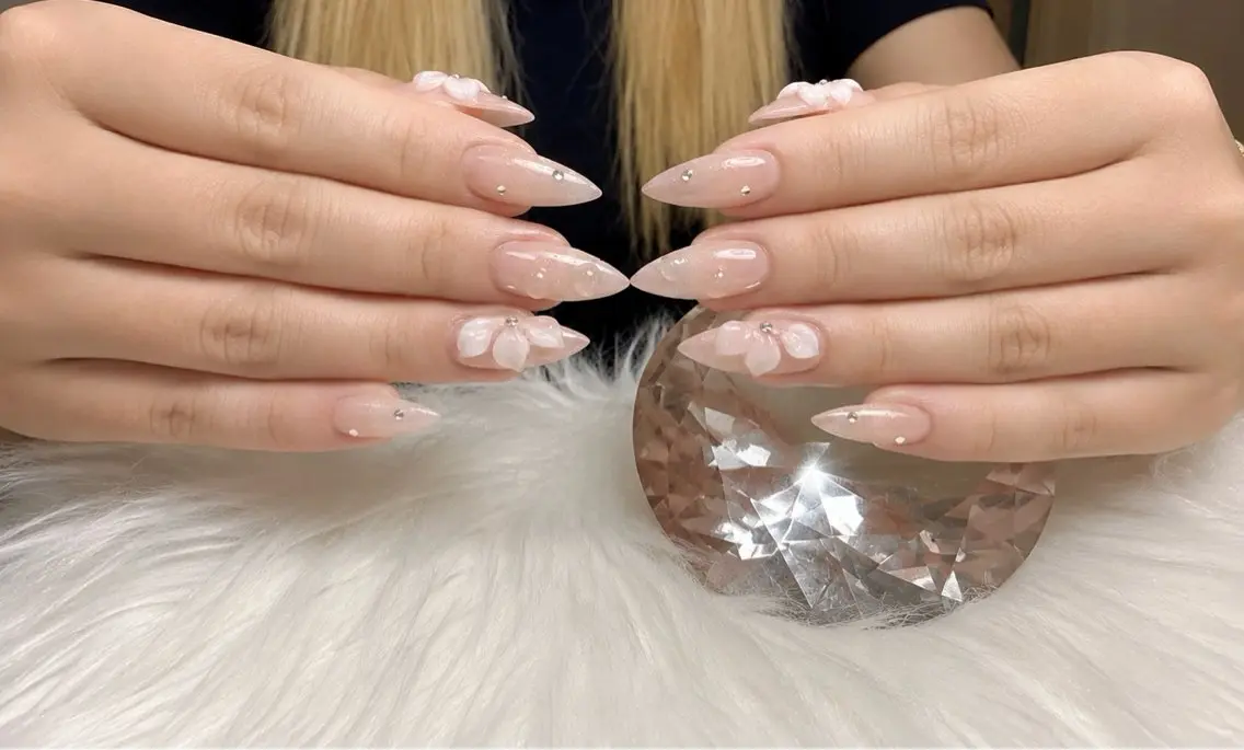 ネイル Aimyu.nail 🫧のネイルデザイン