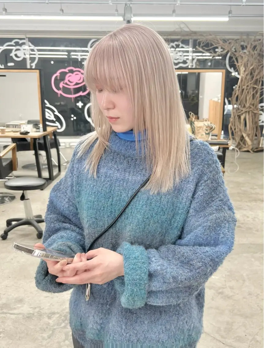 ミディアム カラー ベージュカラー ブリーチ ケアブリーチ ハイトーンカラー ホワイトベージュ ヘアカラー 原宿/ブリーチ特化/ RYUTOのヘアスタイル