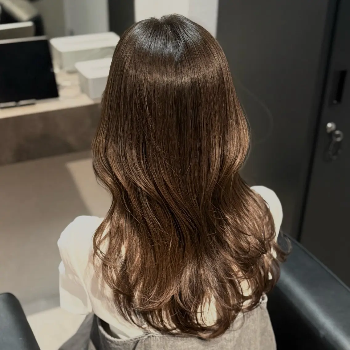 ロング カラー 黒髪 透明感カラー グレージュ オリーブカラー 髪質改善 ヘアカラー トリートメント 髪質改善Ⅰ透明感 艶カラーⅠたつやのヘアスタイル
