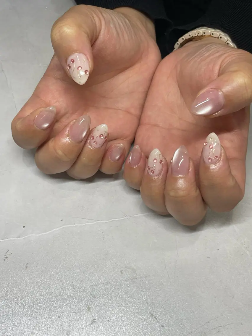 ネイル マグネットネイル TooneNAIL Makiのネイルデザイン