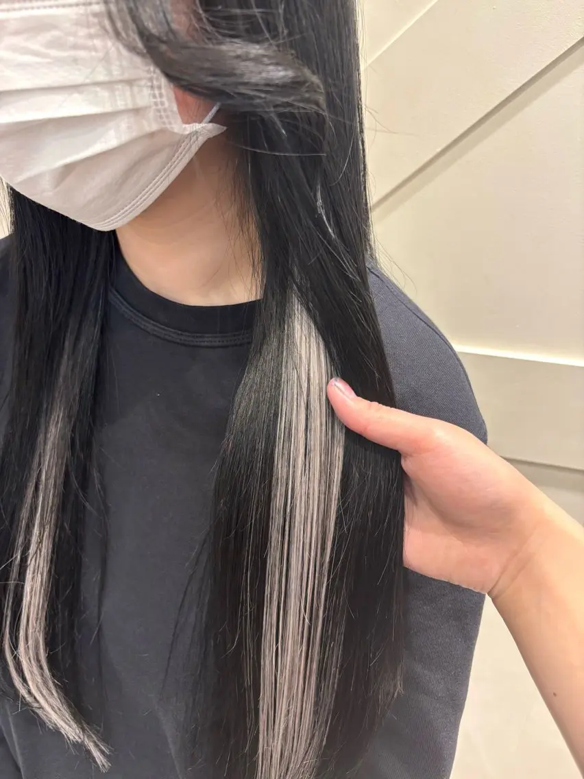 【顔周り可愛く🩷✨】【イメチェンできる⭐️】【イヤリングエクステ　6本🩵⚡️】の写真