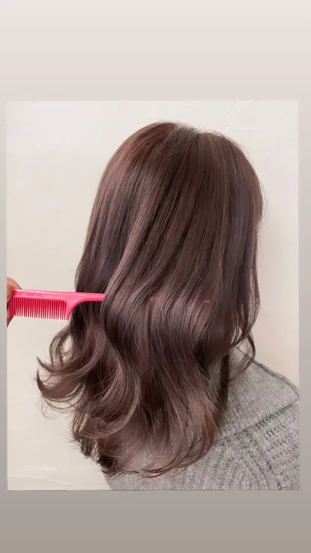 ミディアム カラー ブラウンカラー ラベンダーカラー ayaka |トレンドヘアのヘアスタイル
