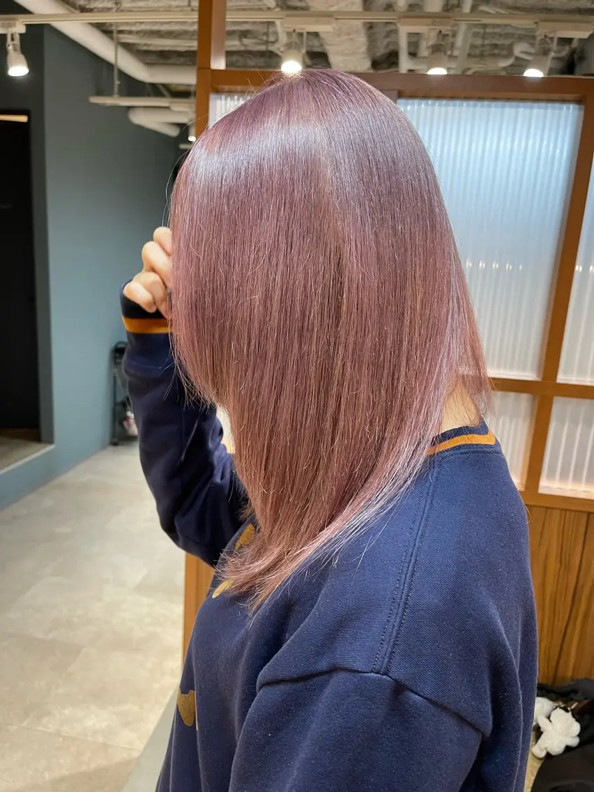 ロング カラー ベージュカラー ピンクカラー ピンクベージュ EIGHT 濱田響のヘアスタイル