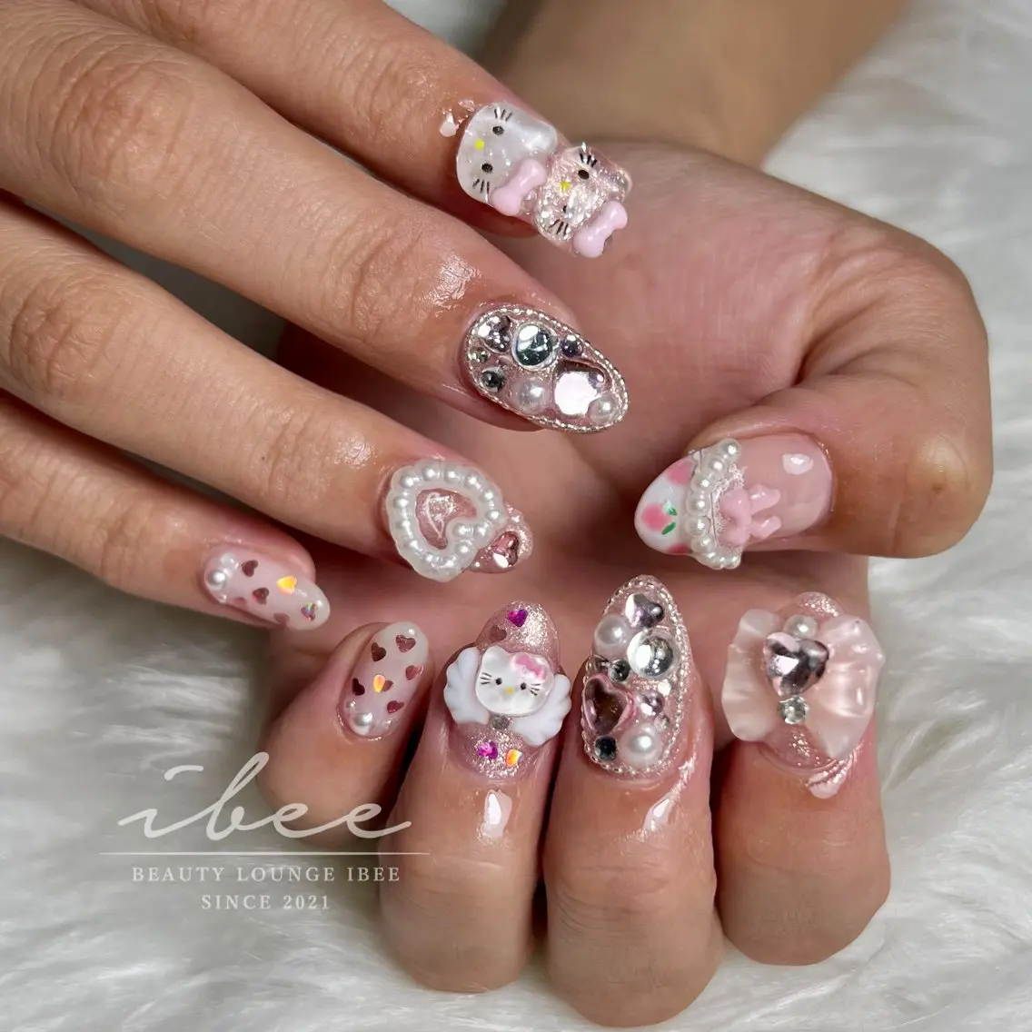 ネイル ハンドネイル ibee nail 🤍yumiのネイルデザイン