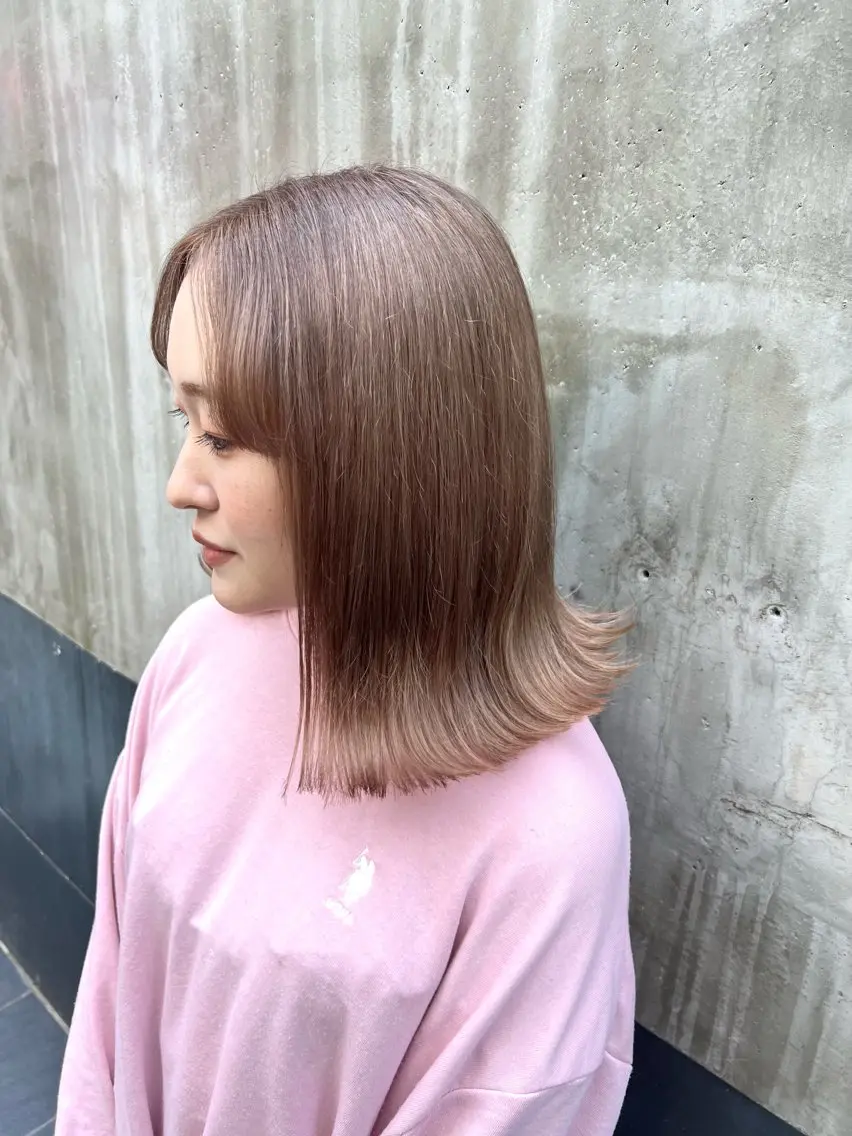 ミディアム カラー ベージュカラー ミルクティーベージュ ボブ 🍇おぐら めぐみ🍇のヘアスタイル