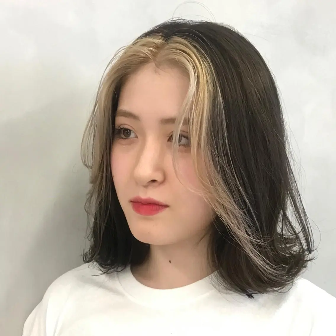 ミディアム カラー 縮毛&髪質改善 TAIGAのヘアスタイル