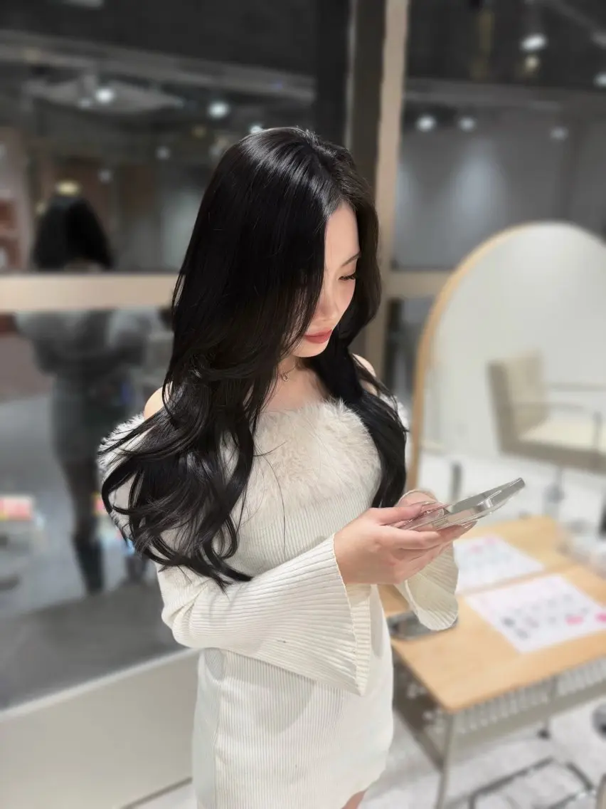 ロング カット ヘアカラー トリートメント 🤍韓国レイヤー🤍 川崎Rikoのヘアスタイル