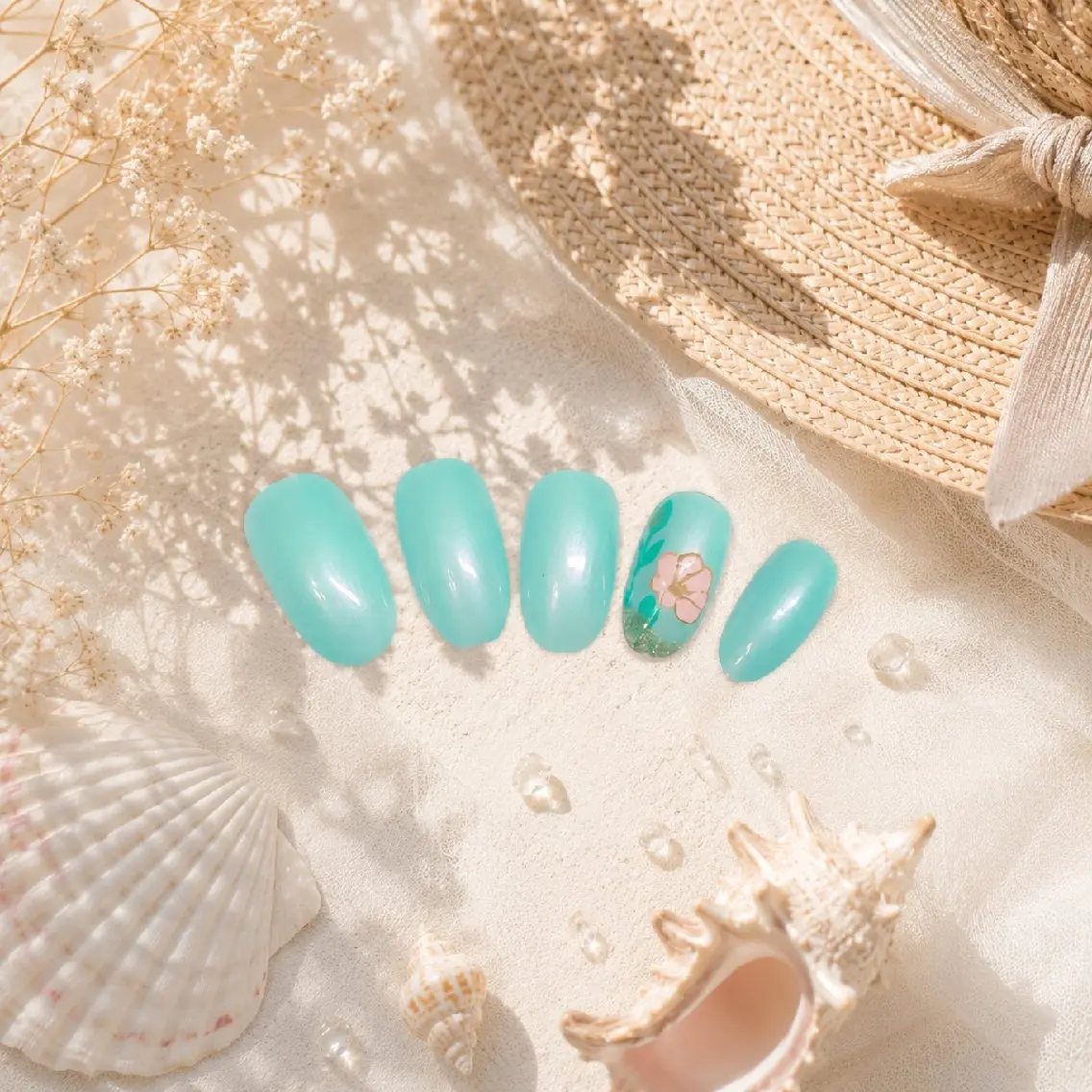 ネイル ハンドネイル Reivl Nails のネイルデザイン