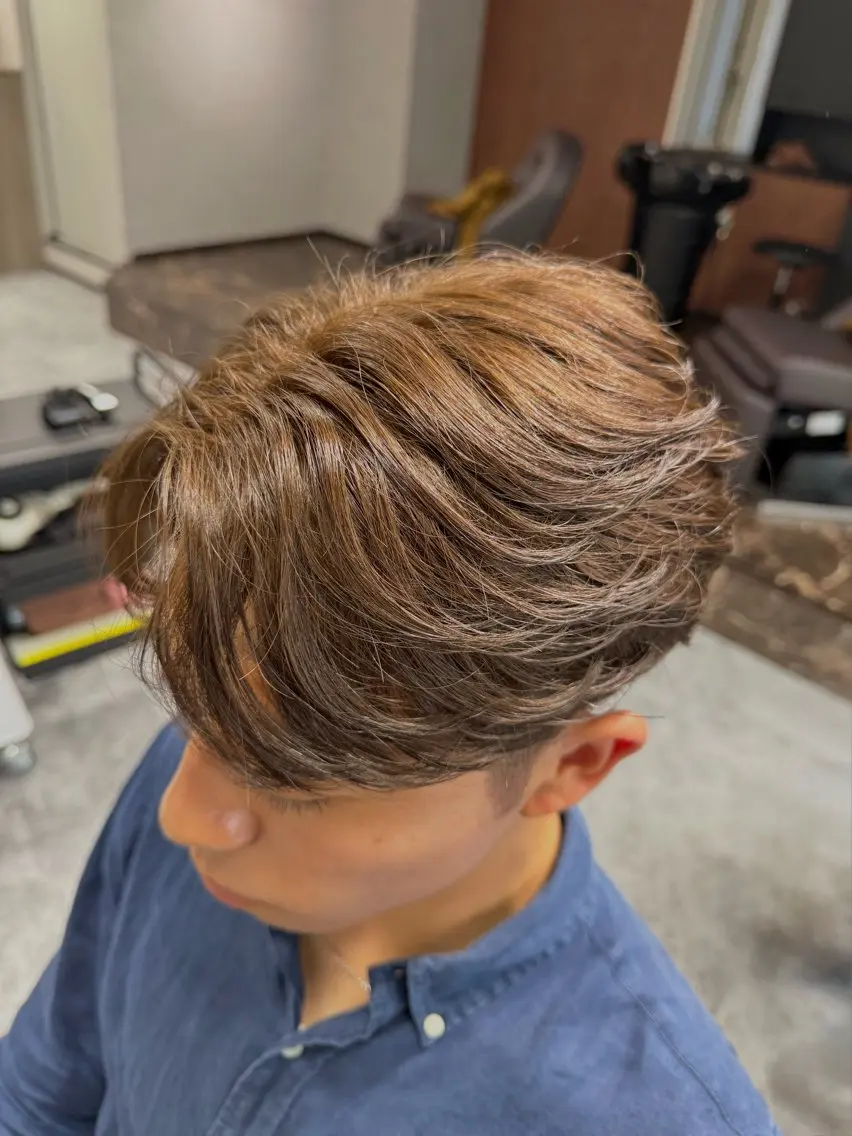 カラー メンズ 有磯 瑠樹のヘアスタイル
