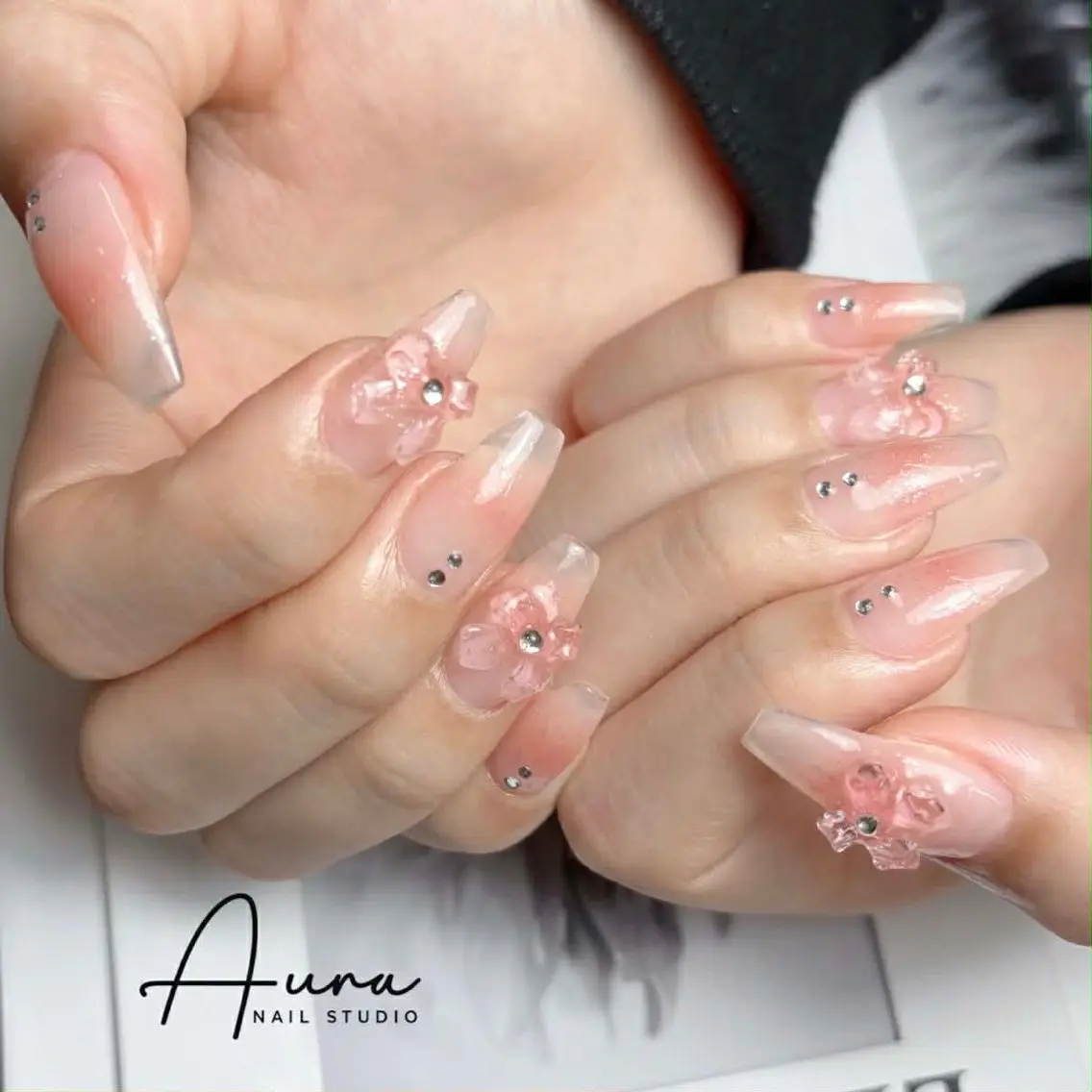 ネイル ハンドネイル Aura Nail HanNaのネイルデザイン