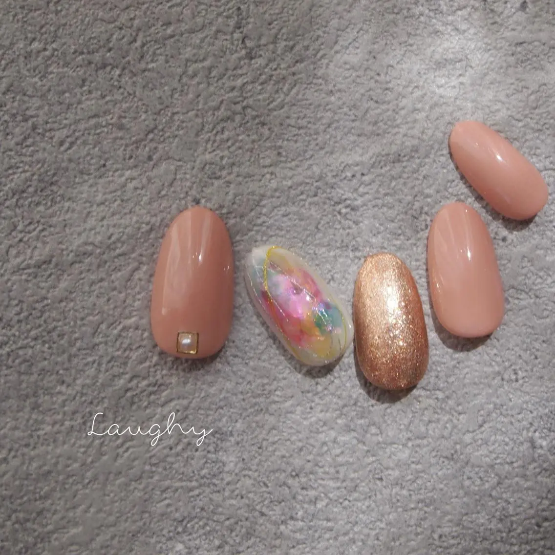 ネイル Nail Room Laughyのネイルデザイン