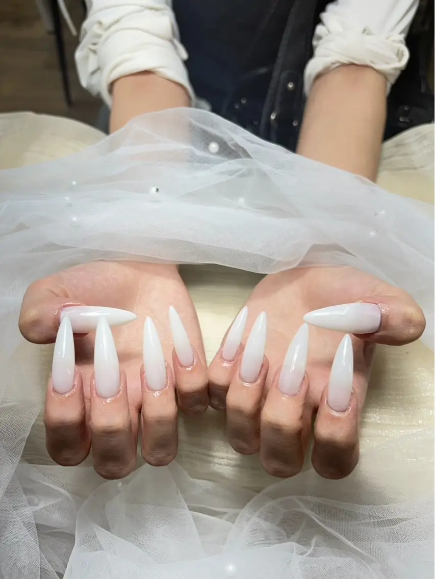 ネイル ハンドネイル タタビチェン レイハンのネイルデザイン