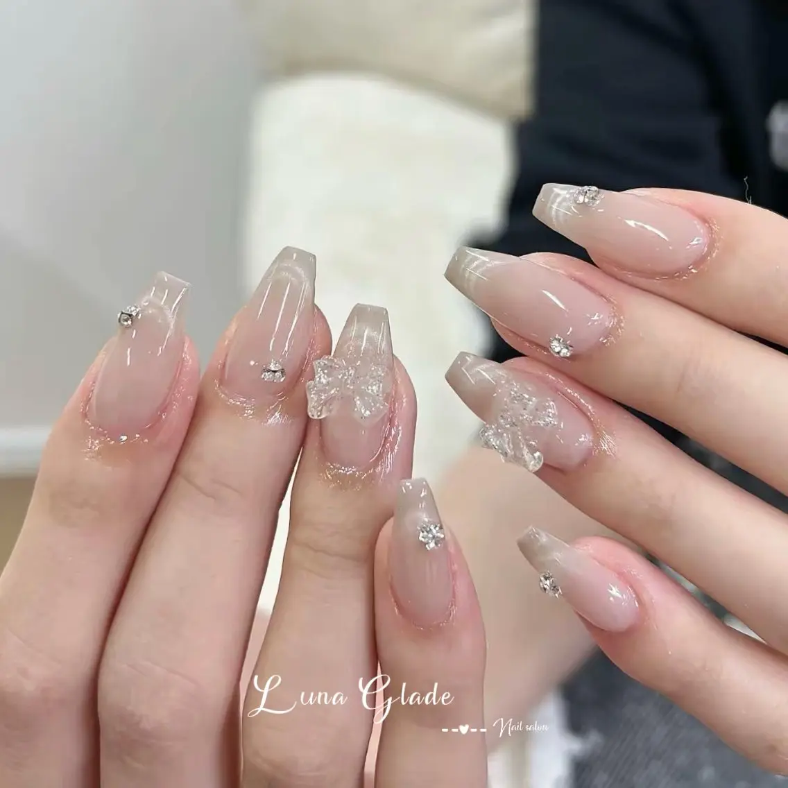 ネイル ハンドネイル Luna Gladeのネイルデザイン