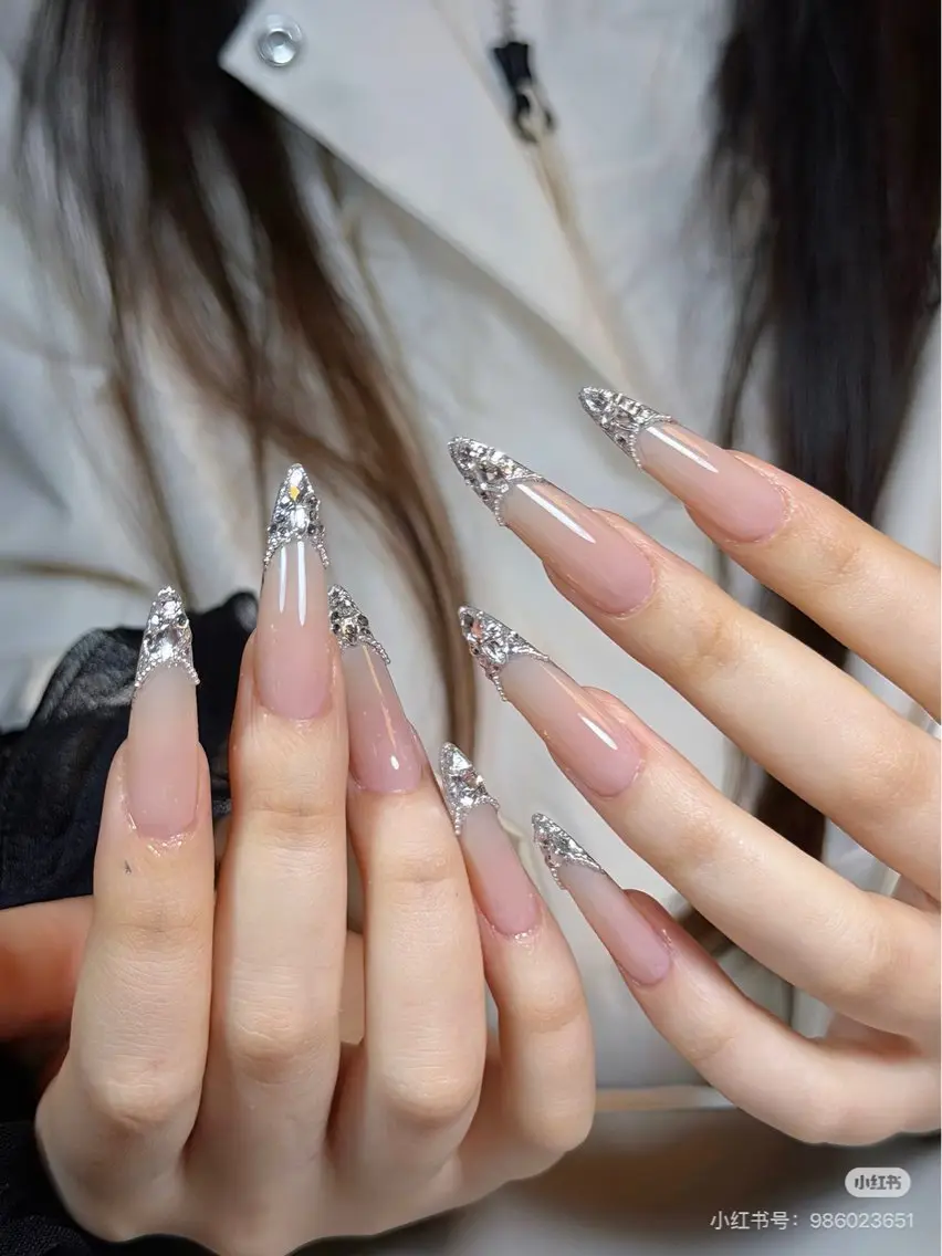 ネイル フレンチネイル ガラスフレンチ キラキラネイル 韓国ネイル ロングネイル ハンドネイル star nail salonのネイルデザイン