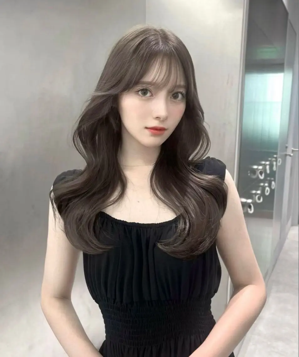 ロング erena/盛れる 韓国レイヤー🖤のヘアスタイル