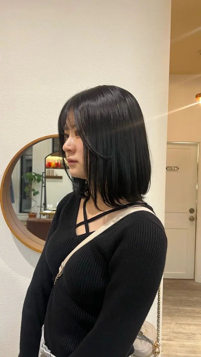 ミディアム カラー ヘアカラー ミディアムレイヤー/ 艶カラー🎀 emiのヘアスタイル
