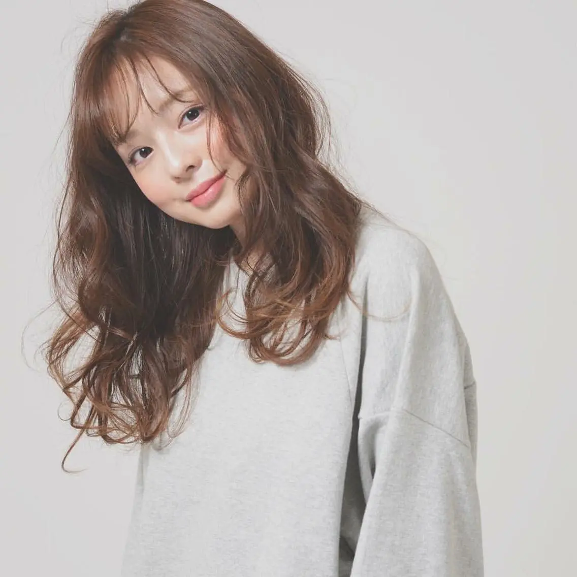 ロング パーマ ロング ヘアカラー トリートメント 🔹TOMO🔹 圧倒的経験値🔹のヘアスタイル