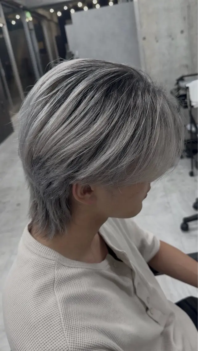 ショート カラー メンズ ヘアカラー 川又 龍吾のヘアスタイル