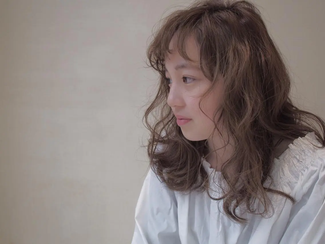 セミロング カラー パーマ 似合わせカット🌿 前川のヘアスタイル