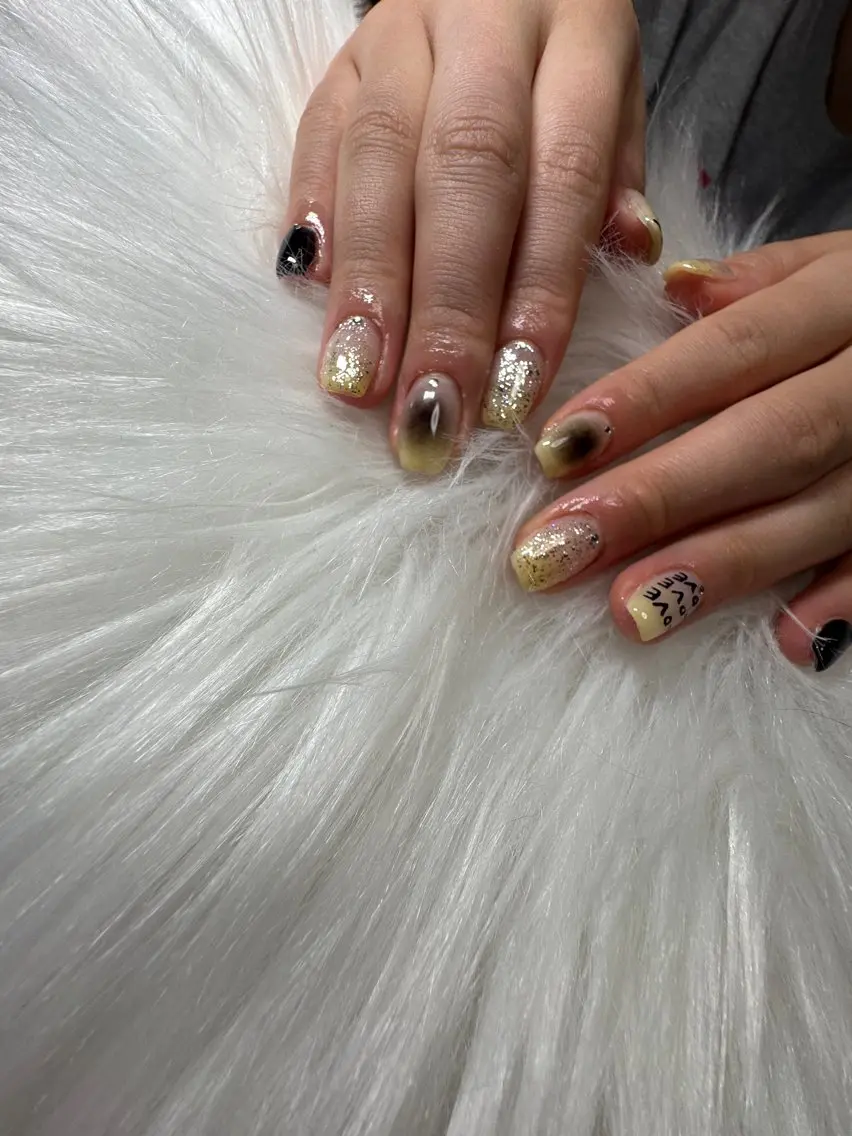 ネイル AZU nailのネイルデザイン