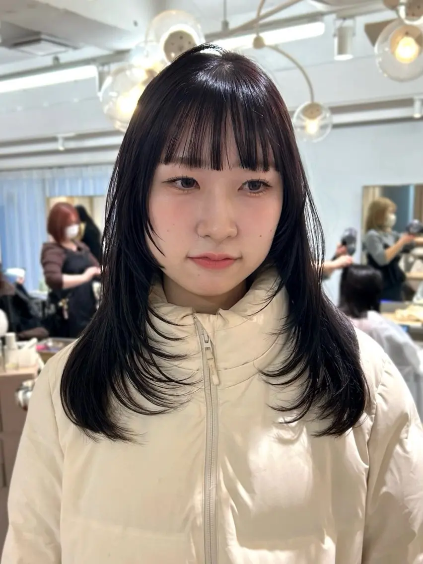 ロング 顔まわりレイヤー 顔周りカット レイヤーカット 透明感カラー 🩷ྀིAYAKAのヘアスタイル