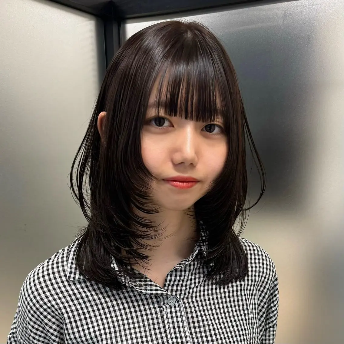 ミディアム カラー ダークグレー ダークグレージュ グレージュ ハッシュカット ウルフカット レイヤーカット/ボブ ウルフ/縮毛矯正🪄のヘアスタイル