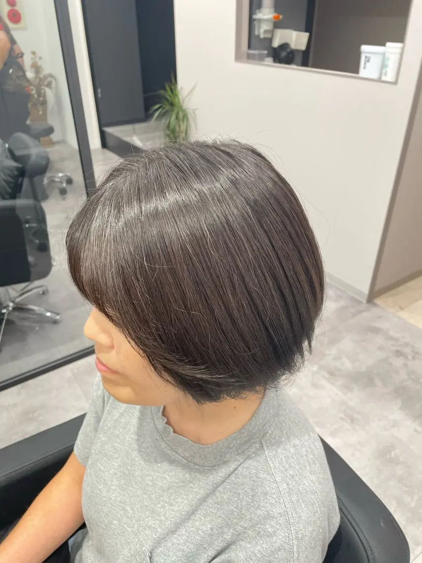 ショート カラー COCO .のヘアスタイル