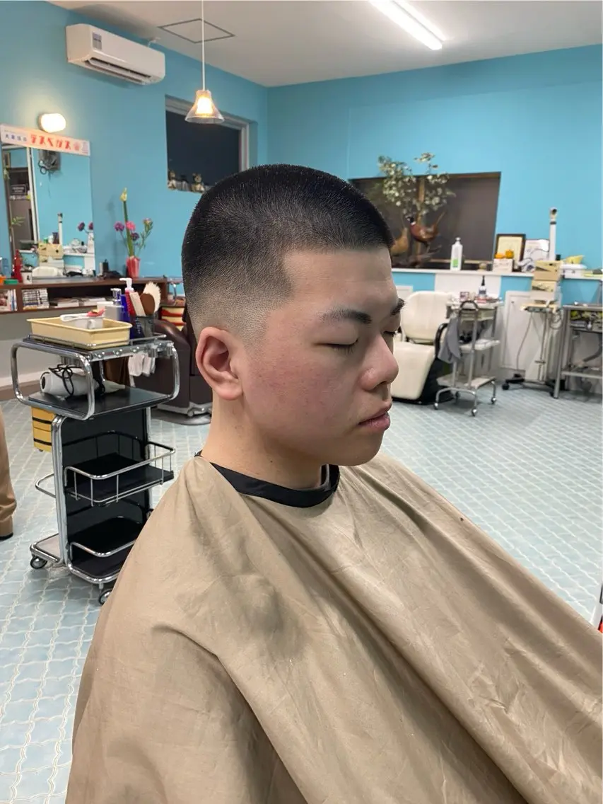 ショート 上戸鎖 宏樹のヘアスタイル