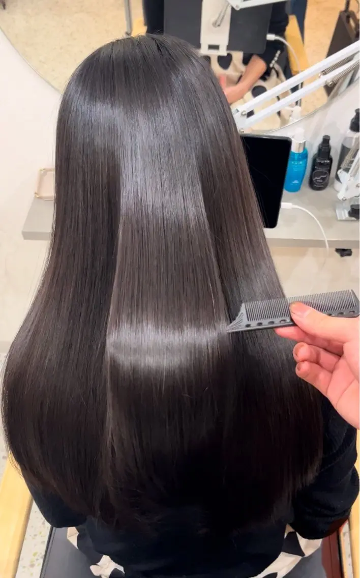 ロング ヘアカラー 遠峯 海晴のヘアスタイル
