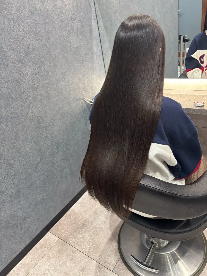 ロング パーマ カット 縮毛矯正 佐々木 麻純のヘアスタイル