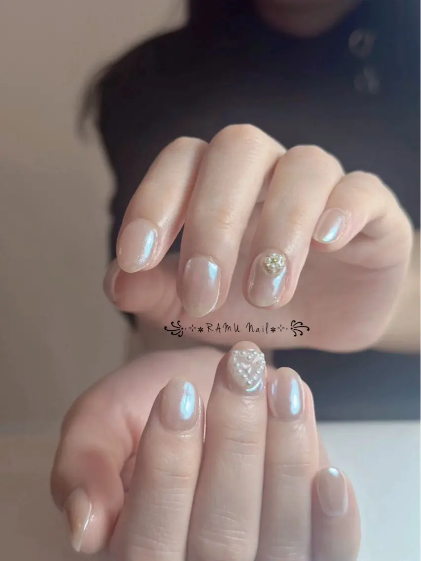 ネイル キラキラネイル 韓国ネイル バレンタイン ワンホンネイル ハンドネイル RAMU Nail 恵比寿店のネイルデザイン