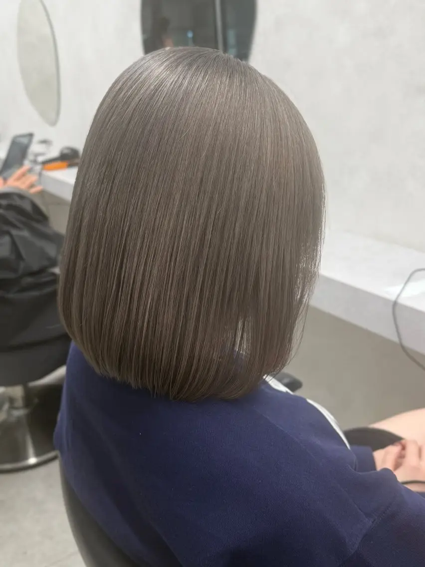 ミディアム 韓国風ヘア レイヤーカット 似合わせカット レイヤー／ハイトーン 🍎森貝洋亮🍎のヘアスタイル
