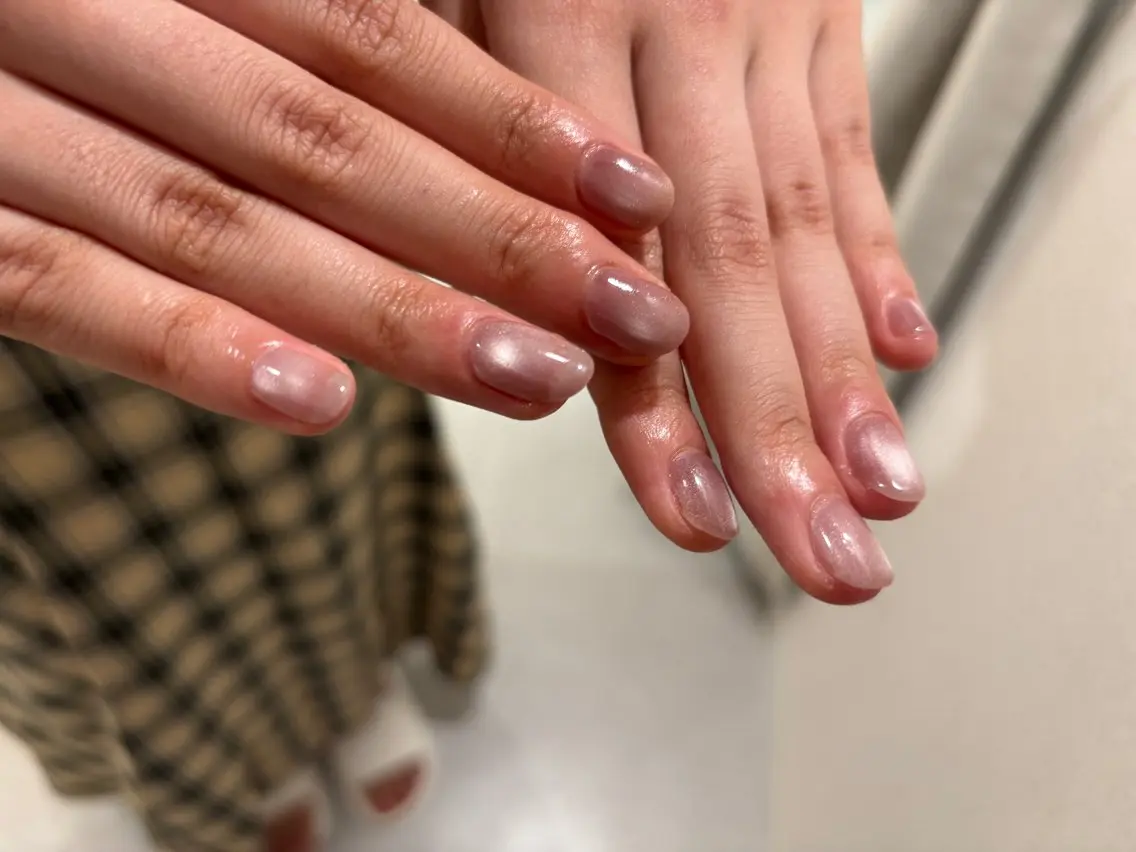 ネイル マグネットネイル ハンドネイル Elpia🤎 nail salonのネイルデザイン