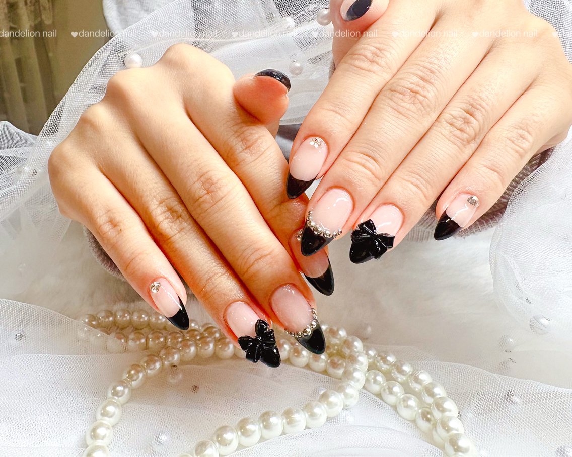 ネイル フレンチネイル 持ち込み ワンホンネイル ハンドネイル dandelion nail北千住のネイルデザイン