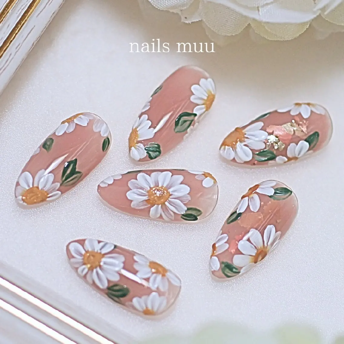 ネイル アートネイル フラワーネイル シンプルネイル nails muu まゆのネイルデザイン
