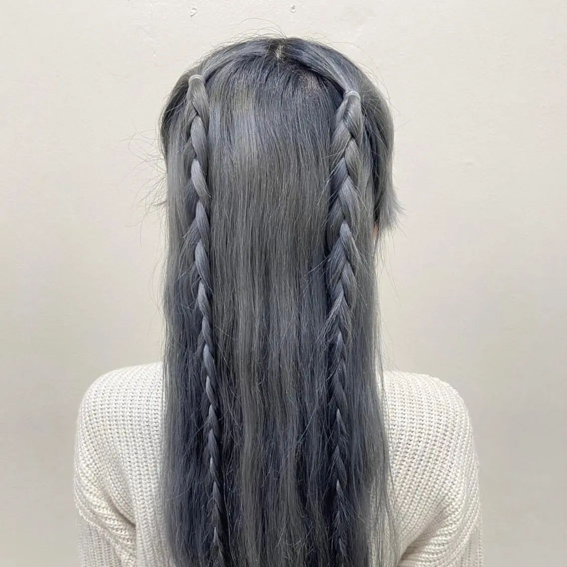 ロング ヘアアレンジ ツインテール ワタナベ リリコのヘアスタイル