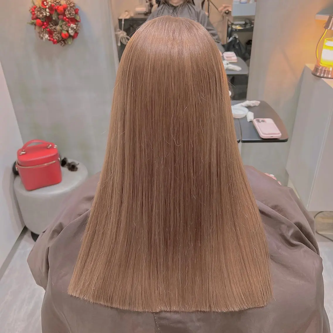 ロング ハイライト 縮毛矯正 トリートメント パーソナルカラー lapiax阿部のヘアスタイル