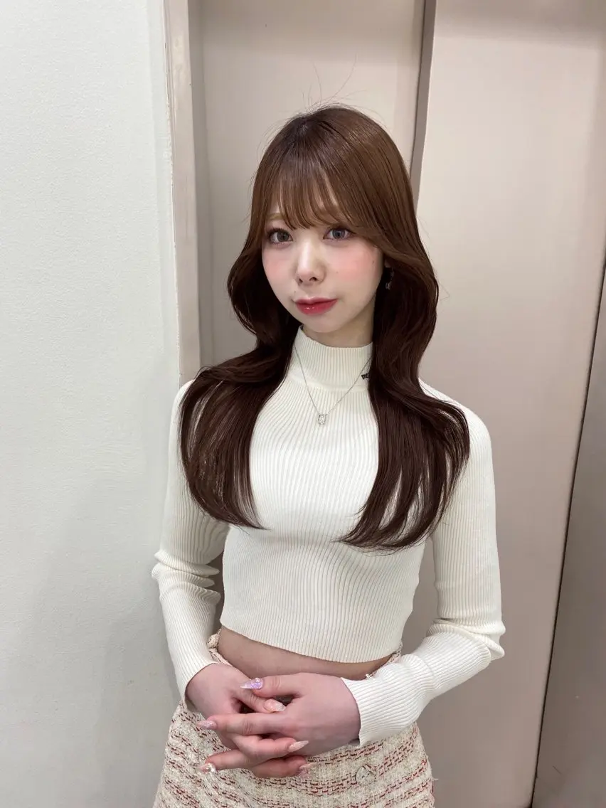 ロング カラー ヘアアレンジ 韓国ヘア🩶리나🤍 りぴのヘアスタイル