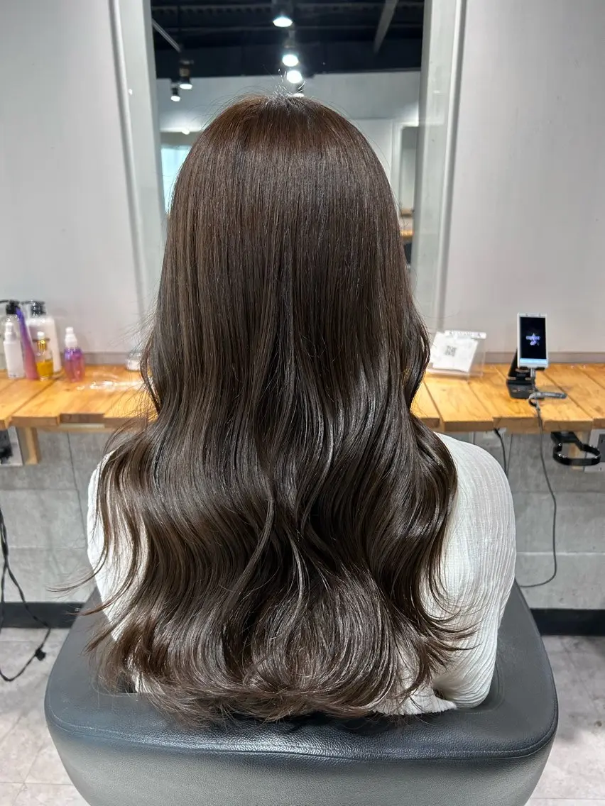 セミロング ヘアカラー トリートメント ヘッドスパ レイヤーStyle 🪽菜々実のヘアスタイル