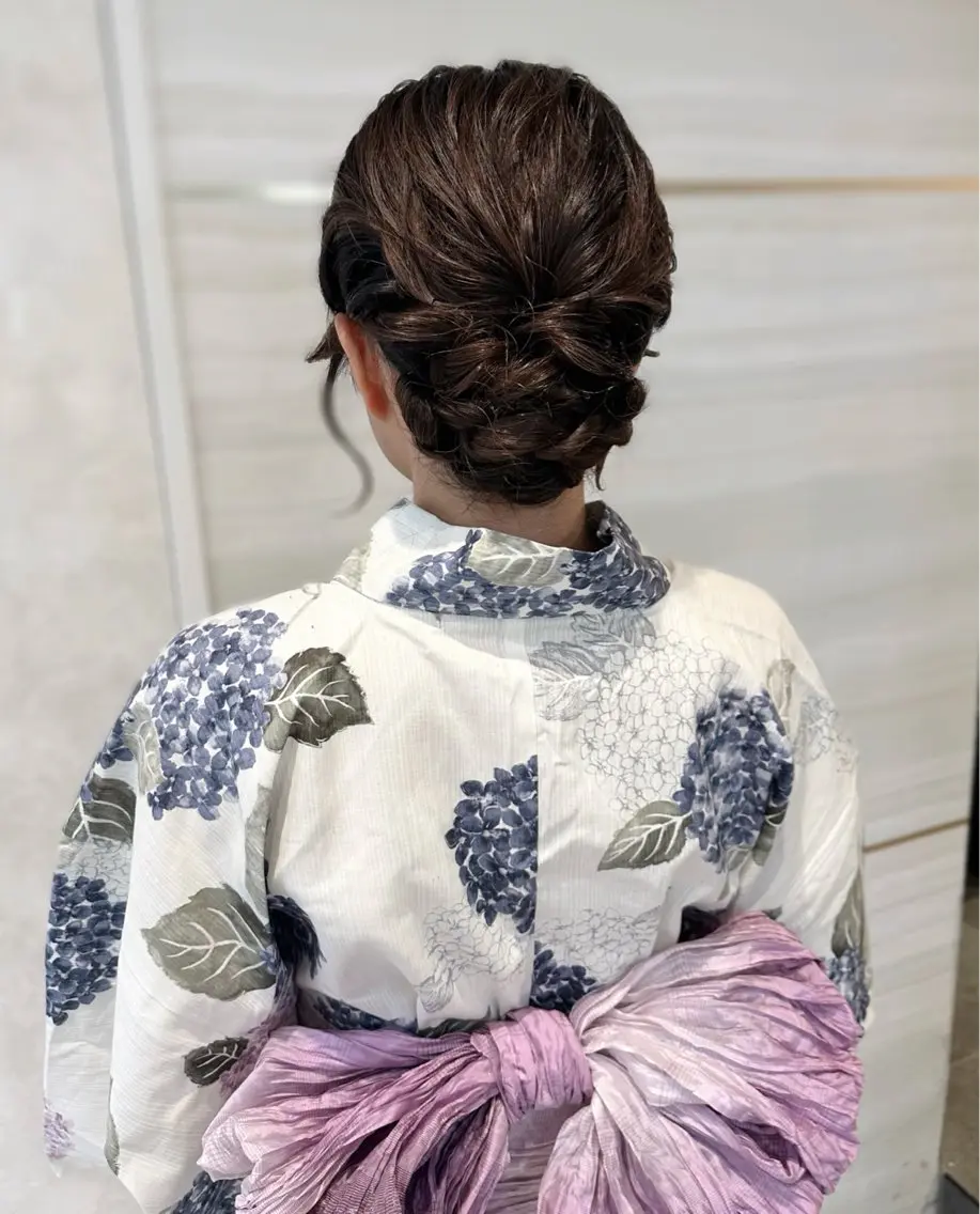 セミロング ヘアアレンジ 浴衣 Hina🐣 elubylovisのヘアスタイル