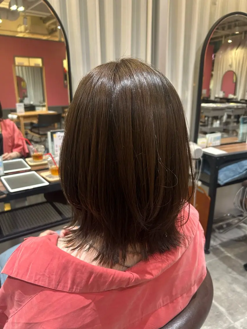 ミディアム カットモデル 梅田 YUKINO 🩷のヘアスタイル