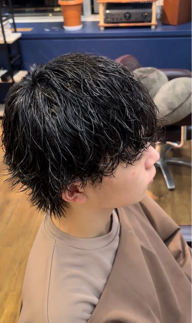 パーマ メンズ メンズパーマ 波巻きパーマ 神 真騎斗のヘアスタイル