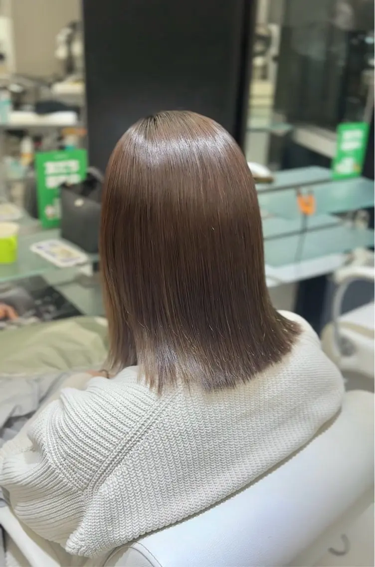 ミディアム 縮毛矯正 カット 縮毛矯正 🧡髪質改善💛 🌸SAKURA🌸のヘアスタイル