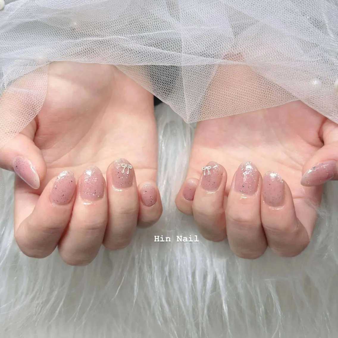 ネイル ボルドー チークネイル フレンチネイル グラデーション キラキラネイル ハンドネイル Hin Nail 日本橋のネイルデザイン