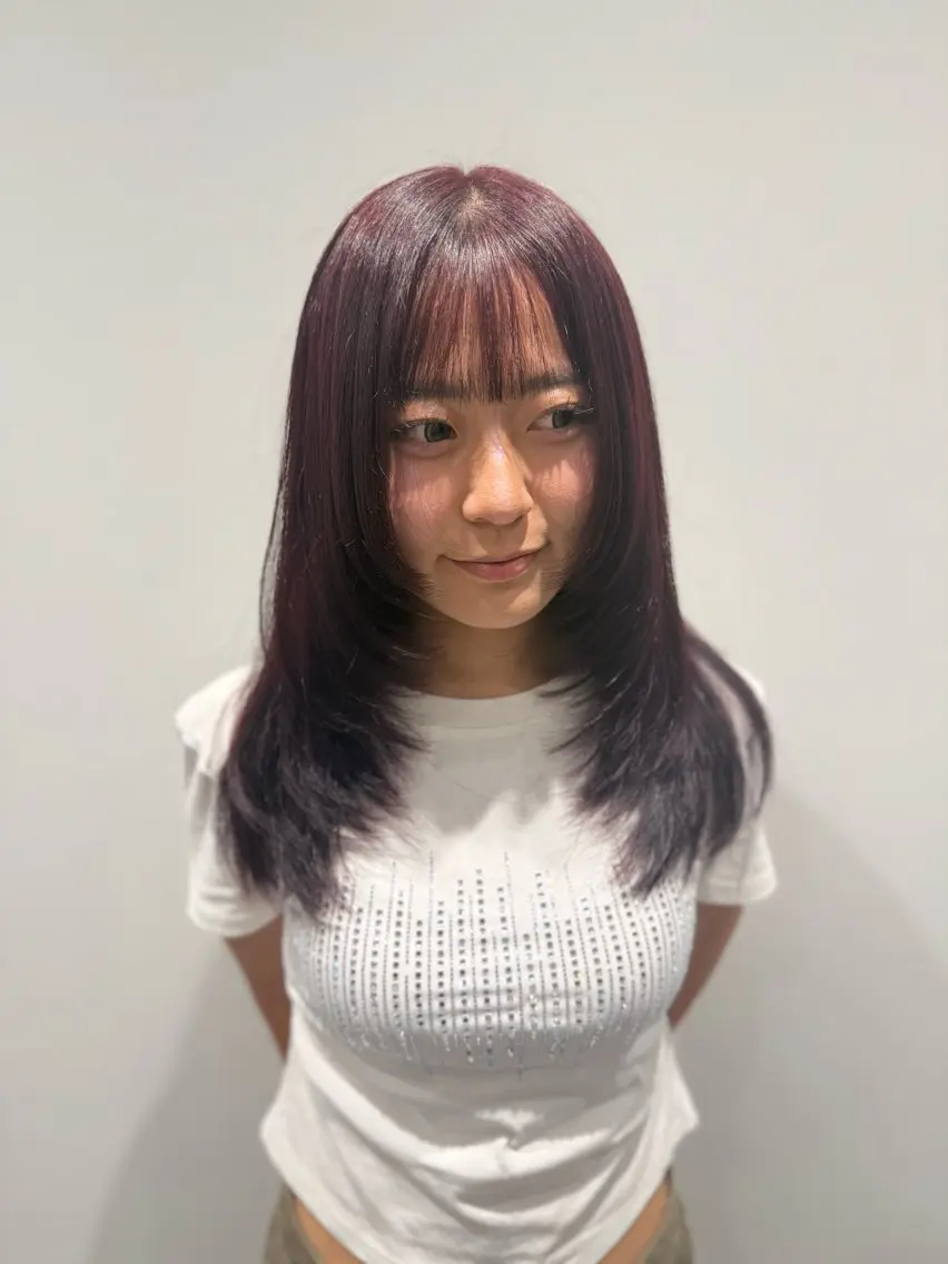 ロング ロングレイヤー レイヤーカット ロング カット トリートメント Garden 羅奈のヘアスタイル